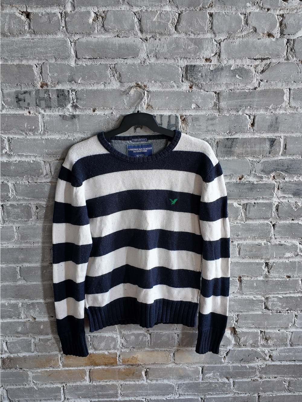 American Eagle Vintage Fit Striped Crewneck Sweater Navy White M